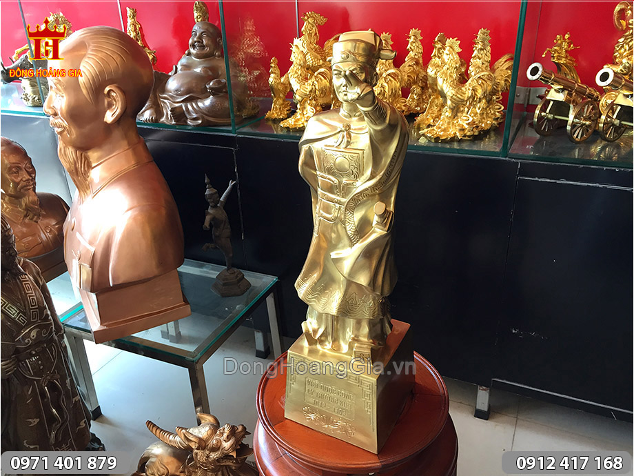 tượng đồng lý thường kiệt